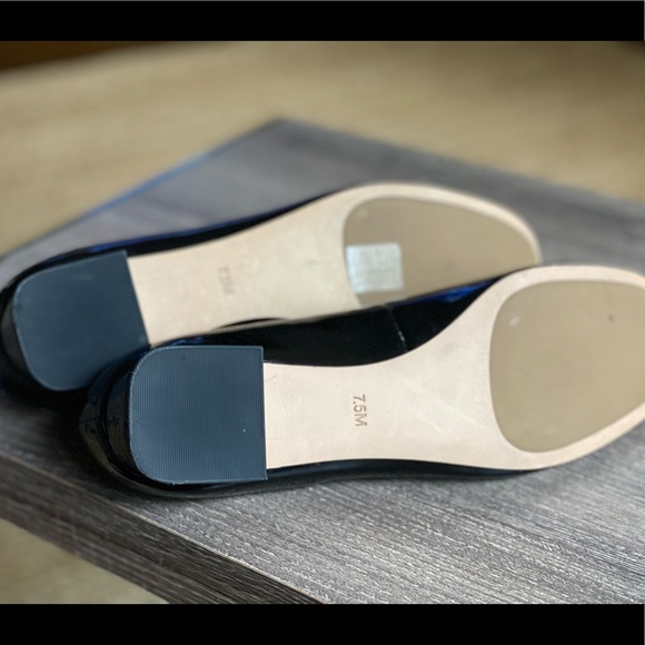 NEW Tory Burch Gigi Patent Leather Pump - Picture 2 of 4